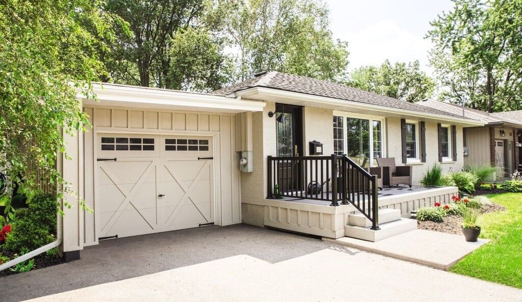 6600 model garage door