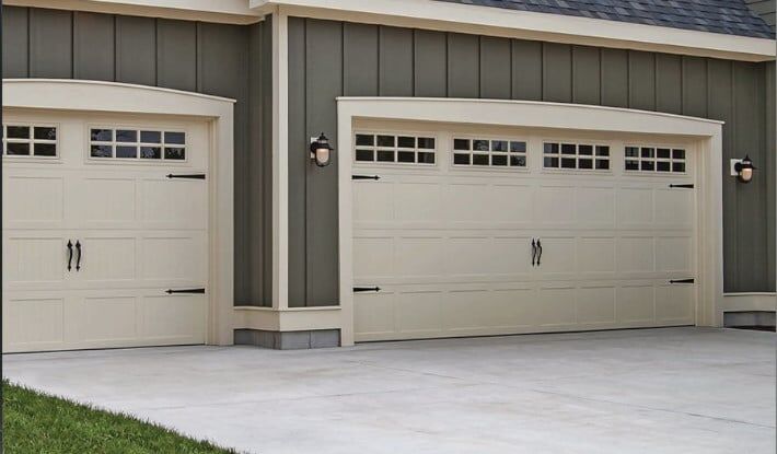 white garage door 1